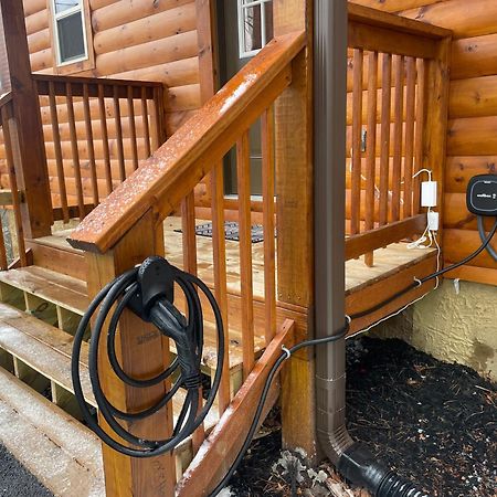 Mountains R Calling, Cozy Hideaway, King Beds, Hot-Tub, Arcade, Ev Ready Pigeon Forge Ngoại thất bức ảnh