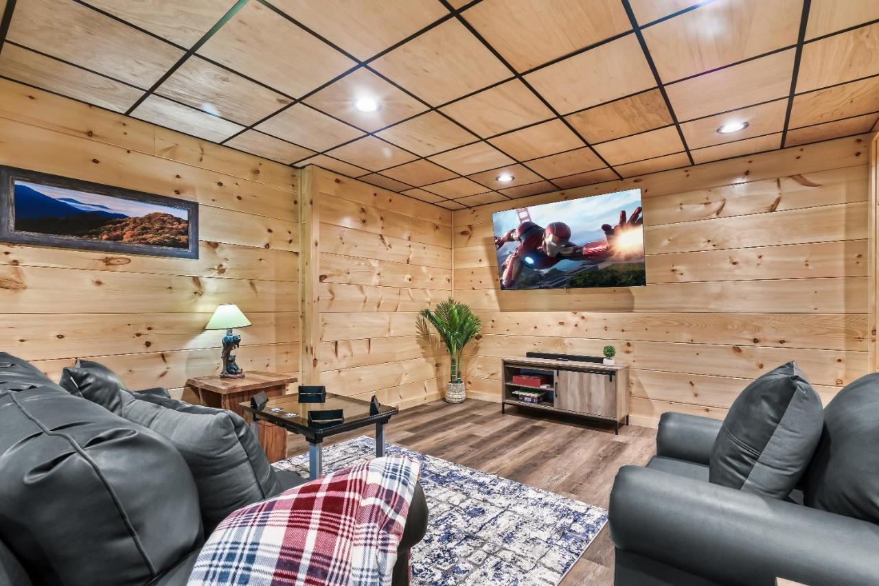 Mountains R Calling, Cozy Hideaway, King Beds, Hot-Tub, Arcade, Ev Ready Pigeon Forge Ngoại thất bức ảnh