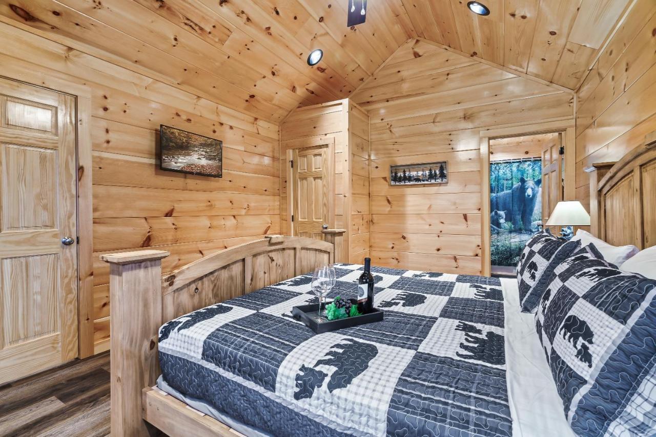 Mountains R Calling, Cozy Hideaway, King Beds, Hot-Tub, Arcade, Ev Ready Pigeon Forge Ngoại thất bức ảnh
