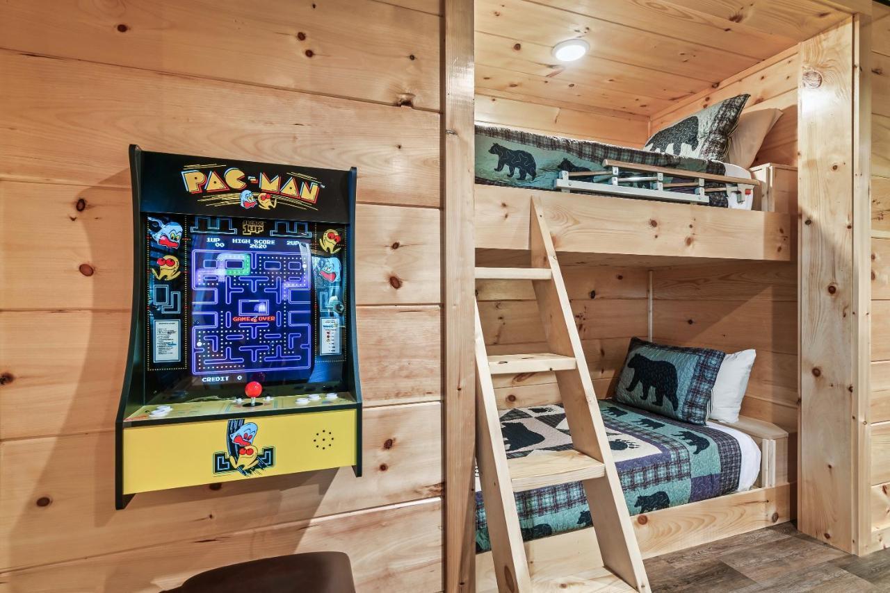Mountains R Calling, Cozy Hideaway, King Beds, Hot-Tub, Arcade, Ev Ready Pigeon Forge Ngoại thất bức ảnh