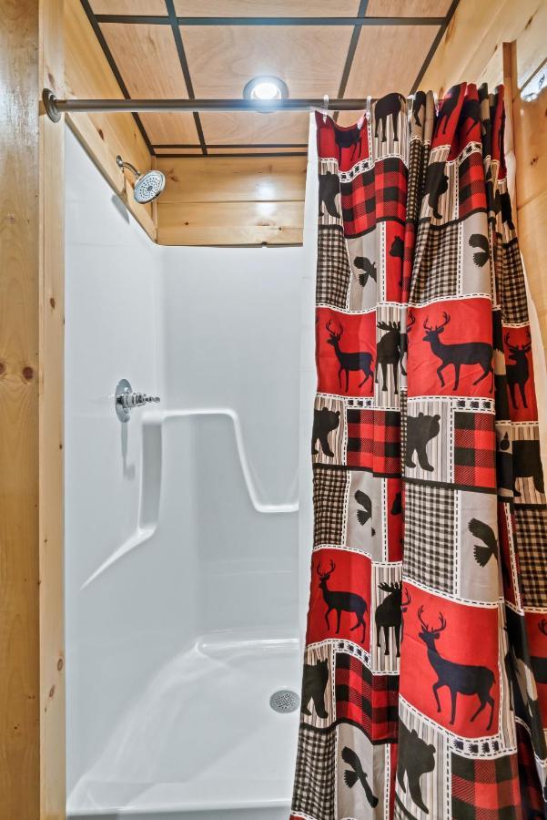 Mountains R Calling, Cozy Hideaway, King Beds, Hot-Tub, Arcade, Ev Ready Pigeon Forge Ngoại thất bức ảnh